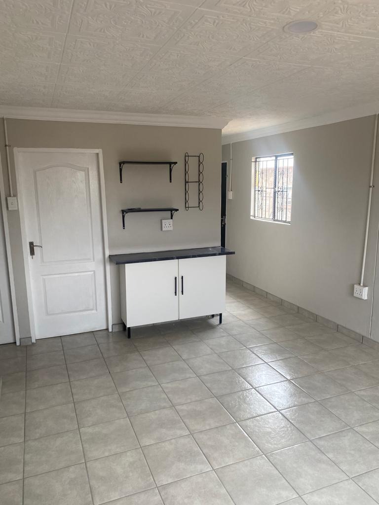 2 Bedroom Property for Sale in Heidedal Free State